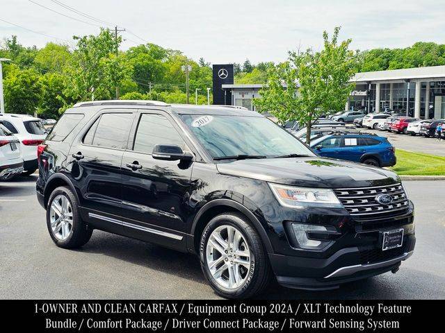 2017 Ford Explorer XLT FWD photo