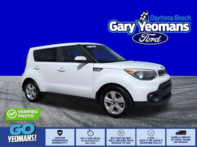 2017 Kia Soul Base FWD photo