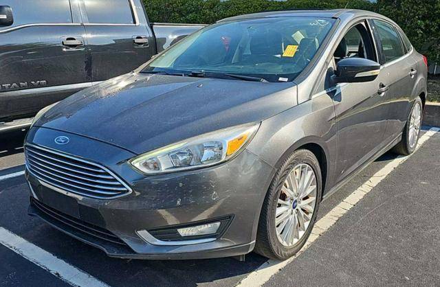 2017 Ford Focus Titanium FWD photo