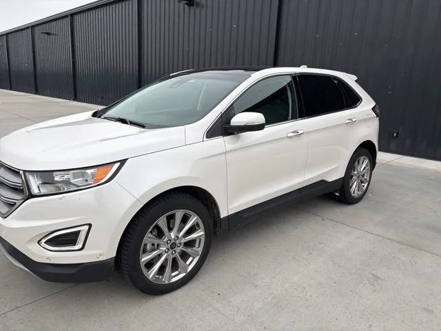 2017 Ford Edge Titanium FWD photo