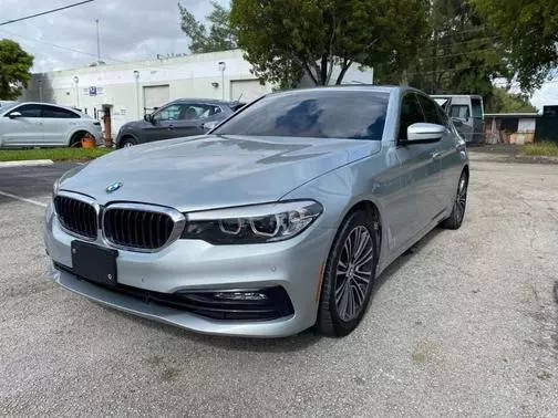 2017 BMW 5 Series 530i xDrive AWD photo