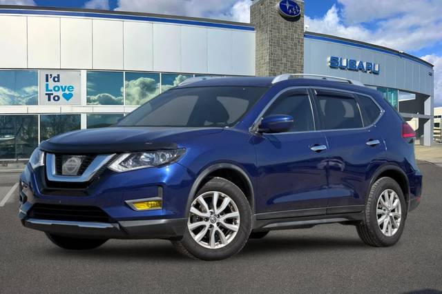 2017 Nissan Rogue SV FWD photo