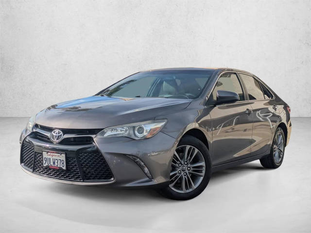2017 Toyota Camry SE FWD photo