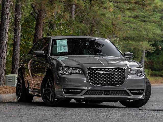 2017 Chrysler 300 300S RWD photo