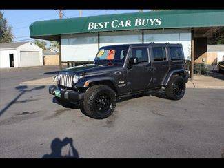 2017 Jeep Wrangler Unlimited Sahara 4WD photo