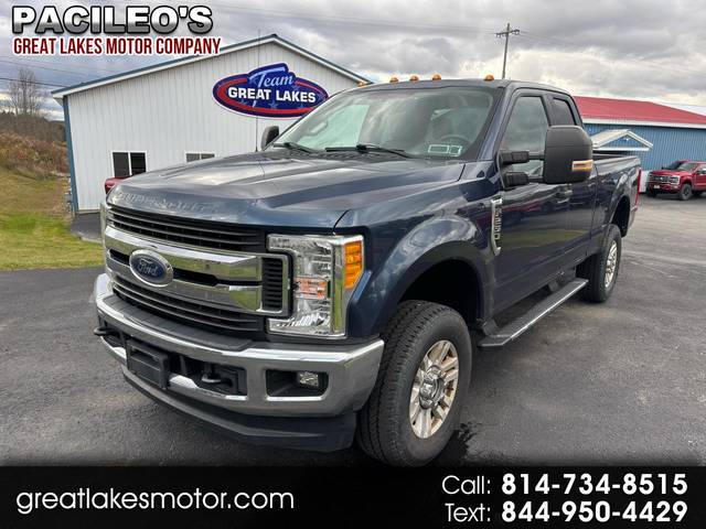 2017 Ford F-250 Super Duty XLT 4WD photo