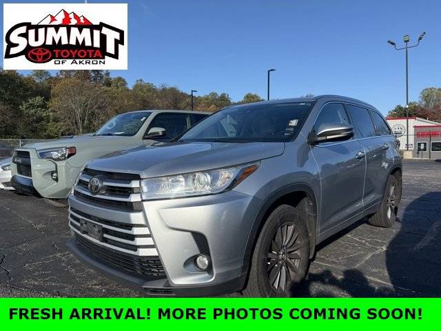 2017 Toyota Highlander XLE AWD photo