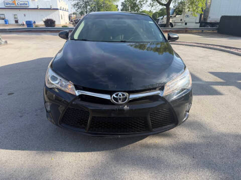 2017 Toyota Camry SE FWD photo