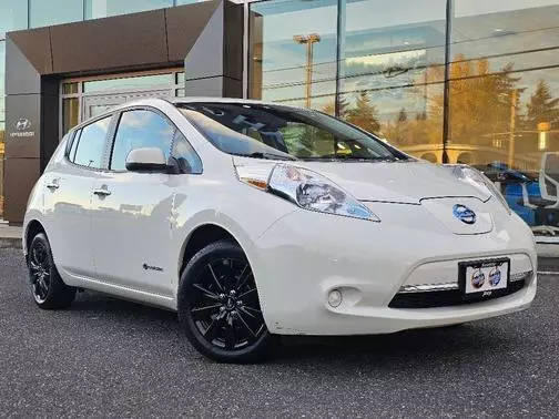 2017 Nissan Leaf S FWD photo