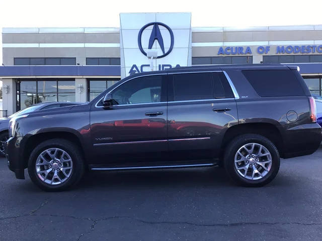 2017 GMC Yukon SLT 4WD photo
