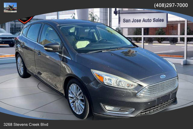 2016 Ford Focus Titanium FWD photo