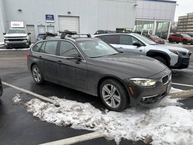 2017 BMW 3 Series 330i xDrive AWD photo