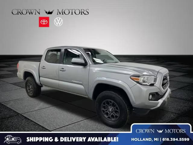 2017 Toyota Tacoma SR5 4WD photo