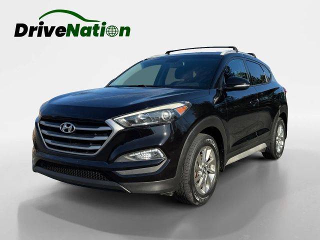 2017 Hyundai Tucson SE Plus AWD photo