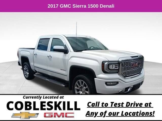 2017 GMC Sierra 1500 Denali 4WD photo