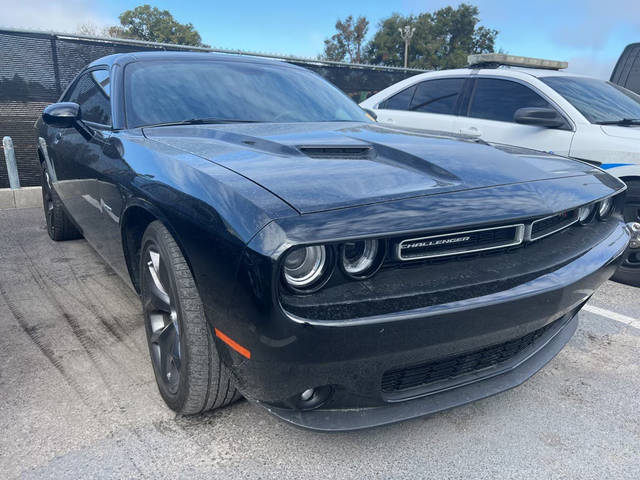 2017 Dodge Challenger R/T Plus RWD photo