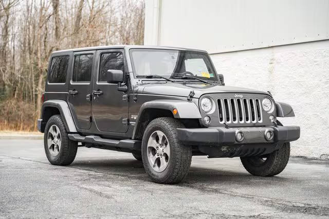 2017 Jeep Wrangler Unlimited Sahara 4WD photo