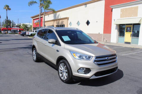 2017 Ford Escape Titanium FWD photo