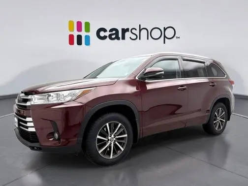 2017 Toyota Highlander XLE AWD photo