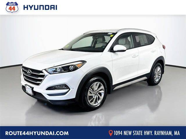 2017 Hyundai Tucson SE Plus FWD photo