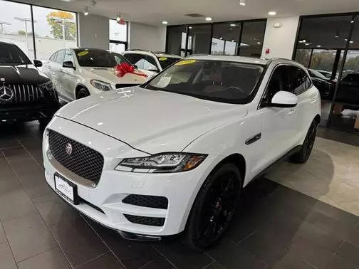 2018 Jaguar F-Pace 35t Portfolio AWD photo