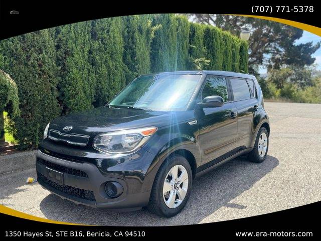 2017 Kia Soul Base FWD photo
