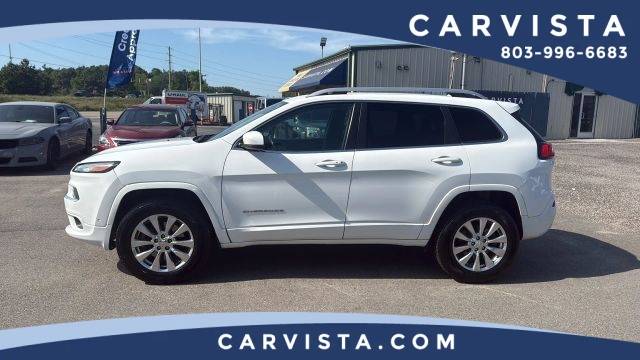 2017 Jeep Cherokee Overland 4WD photo