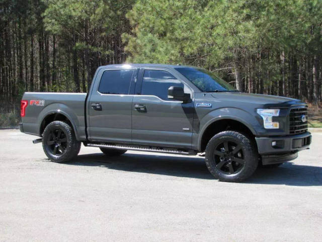 2017 Ford F-150 XLT 4WD photo