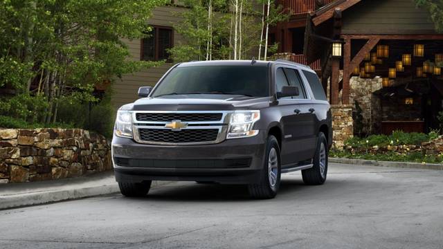 2017 Chevrolet Suburban LT RWD photo