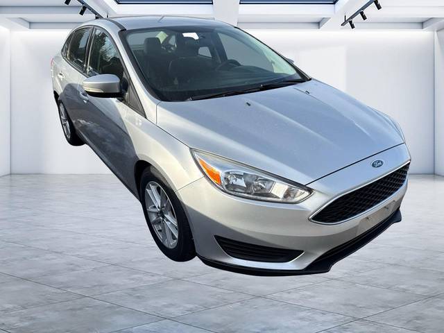 2017 Ford Focus SE FWD photo