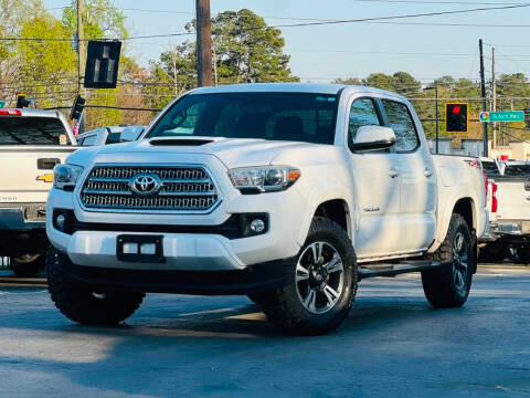 2017 Toyota Tacoma TRD Sport 4WD photo