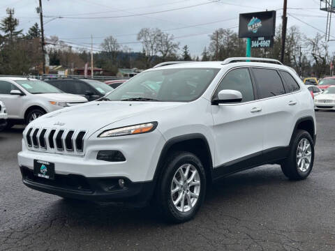 2017 Jeep Cherokee Latitude 4WD photo