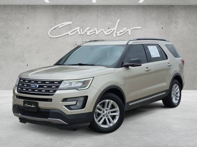 2017 Ford Explorer XLT FWD photo