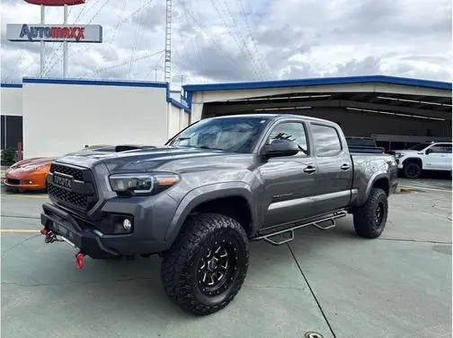 2017 Toyota Tacoma TRD Sport 4WD photo