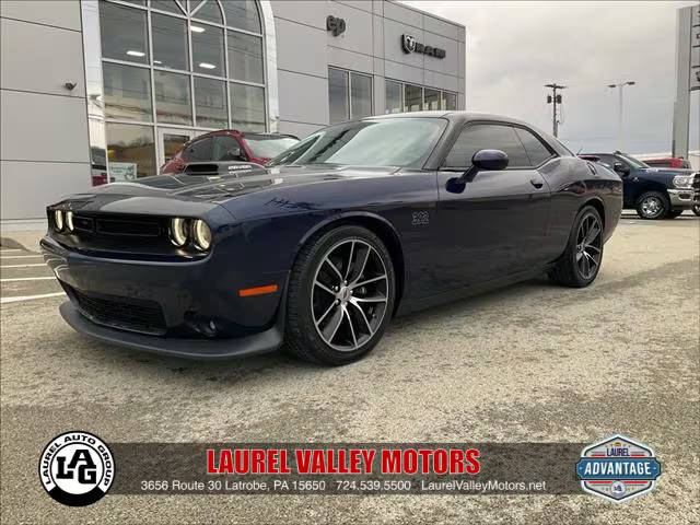 2017 Dodge Challenger 392 Hemi Scat Pack Shaker RWD photo