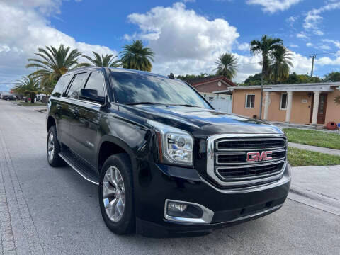 2017 GMC Yukon SLE RWD photo