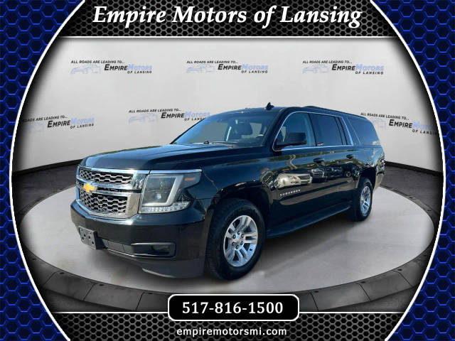 2017 Chevrolet Suburban LT 4WD photo