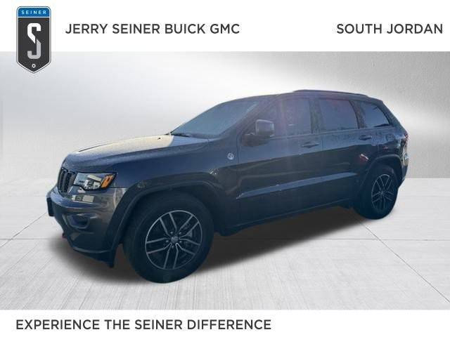 2017 Jeep Grand Cherokee Trailhawk 4WD photo