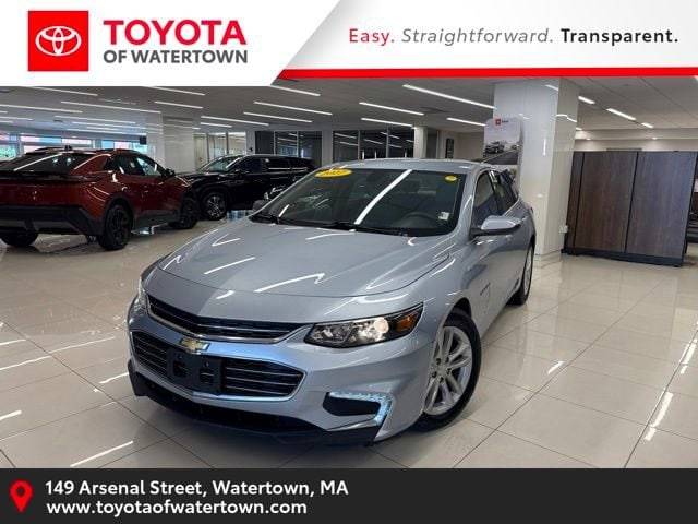 2017 Chevrolet Malibu LT FWD photo