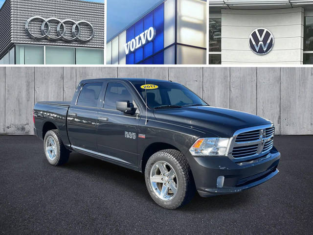 2017 Ram 1500 Express 4WD photo