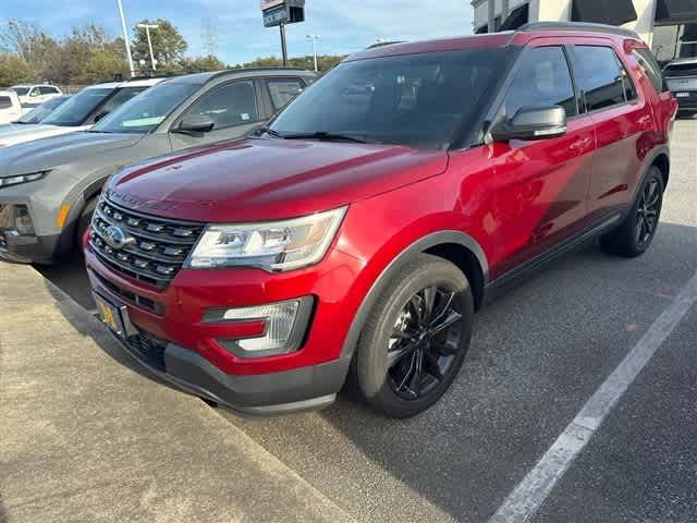 2017 Ford Explorer XLT FWD photo