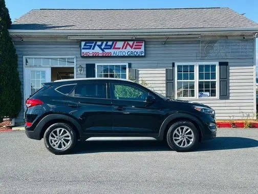 2017 Hyundai Tucson SE AWD photo