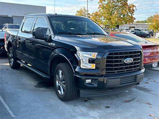 2017 Ford F-150 XLT 4WD photo