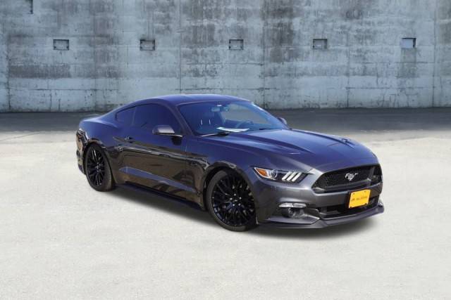 2017 Ford Mustang GT Premium RWD photo