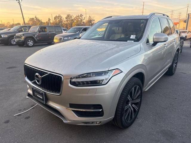 2016 Volvo XC90 T6 Momentum AWD photo