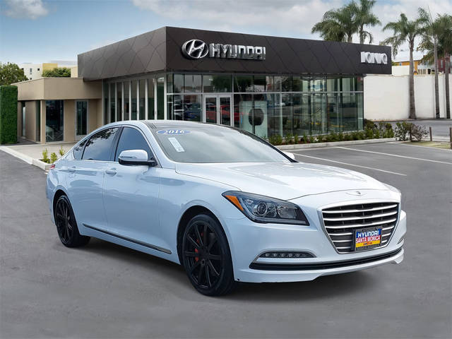 2016 Hyundai Genesis 3.8L RWD photo