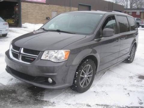 2017 Dodge Grand Caravan SXT FWD photo