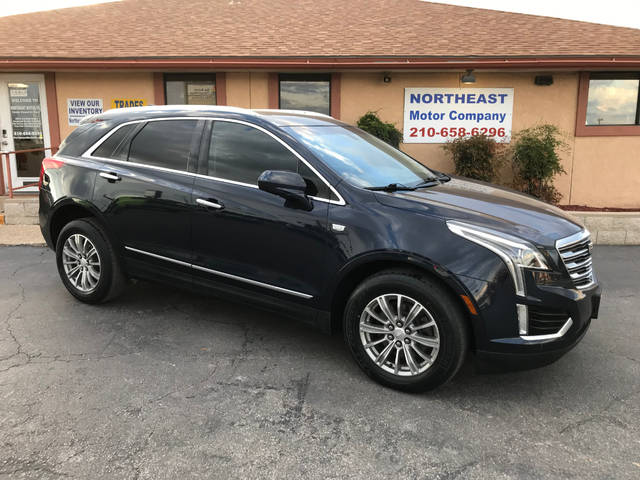 2017 Cadillac XT5 Luxury FWD FWD photo
