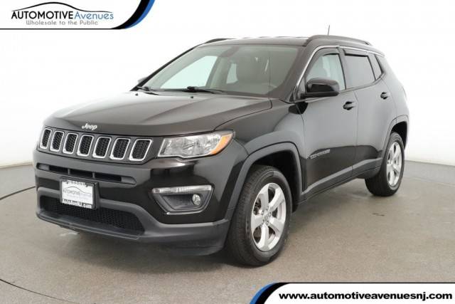 2017 Jeep Compass Latitude 4WD photo