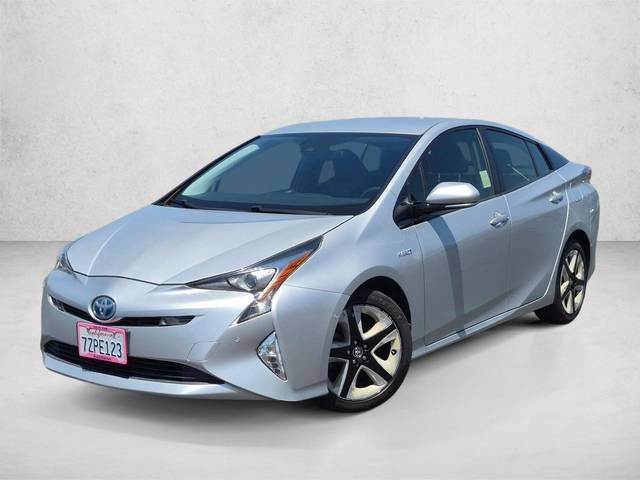 2017 Toyota Prius Three Touring FWD photo